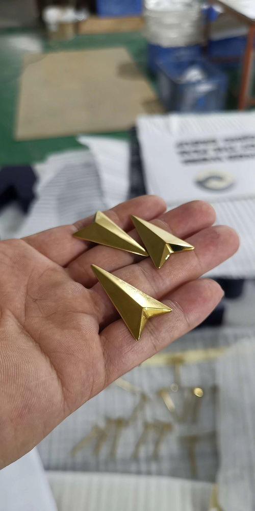 標(biāo)識(shí)發(fā)光字門頭招牌設(shè)計(jì)及制作 廣告設(shè)計(jì)中的視覺(jué)焦點(diǎn)