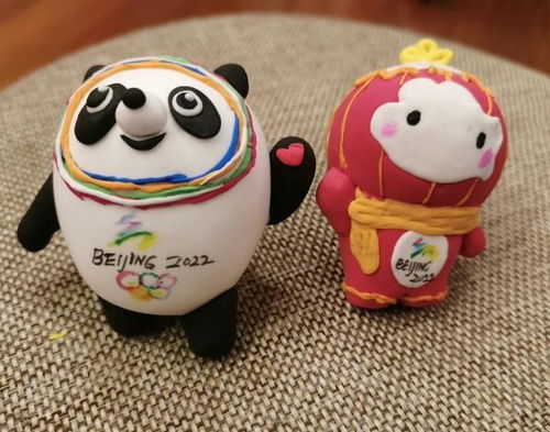 創(chuàng)意無(wú)界 武漢網(wǎng)友DIY實(shí)現(xiàn)‘冰墩墩自由’，廣告設(shè)計(jì)點(diǎn)亮冬奧熱情